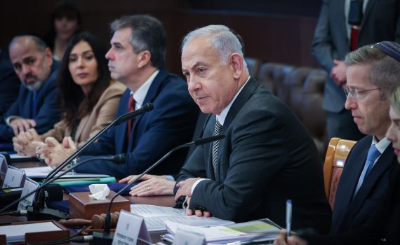 נתניהו נגד לפיד: "עושה הבחנה פסולה, כולם שווים"