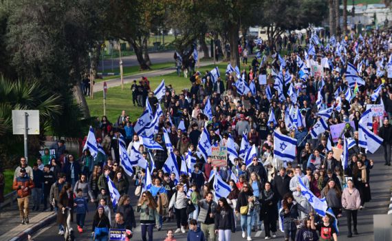 ראשי המאבק: "המחאה תביא לעצירת ההפיכה"