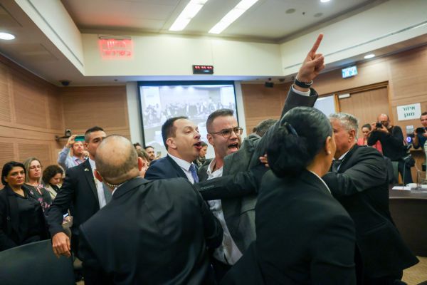 סמוטריץ' על התפרעות האופוזיציה: "כוחנות אלימה"