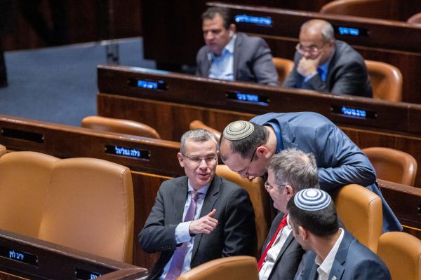 אחרי מתווה הנשיא: זה הצעד הבא בתוך הקואליציה