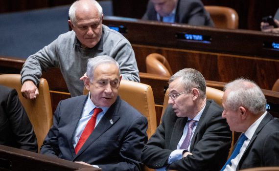 בליכוד שוב מכחישים מתח בין נתניהו ללוין: "פייק ניוז"