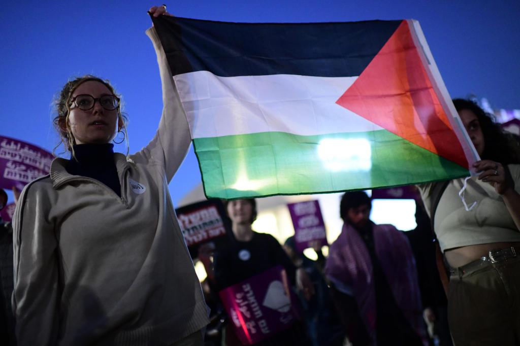 חתן פרס ישראל: אתרום לפורום השכול הפלסטיני – ישראלי