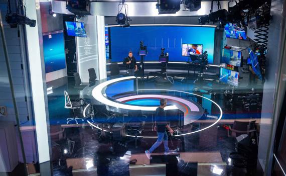 עימות באולפן בין כתבי כאן 11: "אתה מסית". צפו