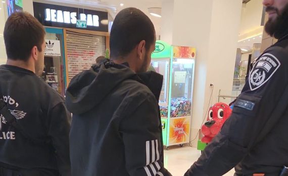 חוסר המשילות בדרום: ניסיון שוד באמצע הקניון