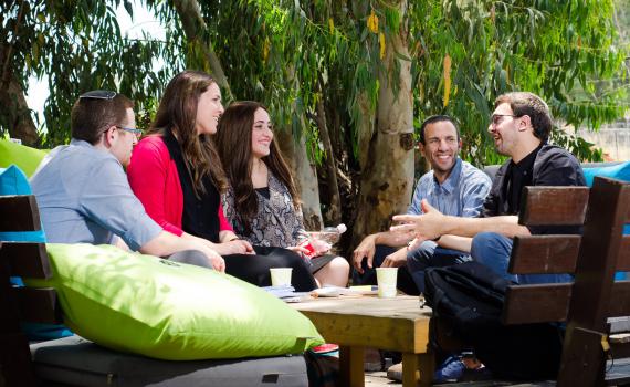 סיכום סמסטר באונו: מלגות, פעילויות, ותמיכה