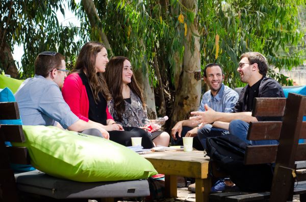 סיכום סמסטר באונו: מלגות, פעילויות, ותמיכה