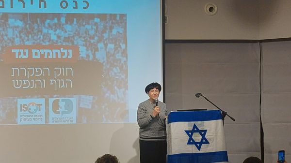 עדינה בר שלום: "הכל נעשה באישורו של אבא שלי"