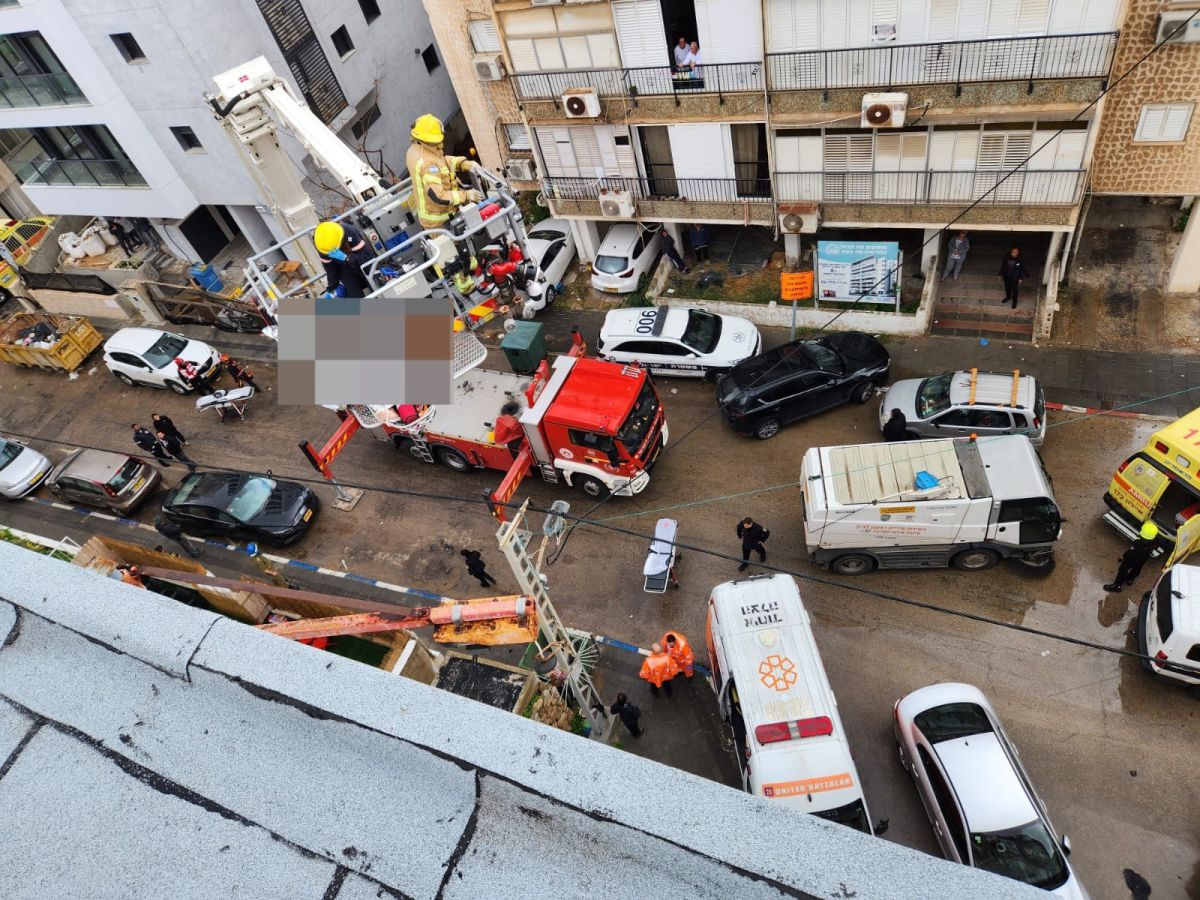 צפו בתיעוד: ביצעו החייאה תוך כדי חילוץ במנוף