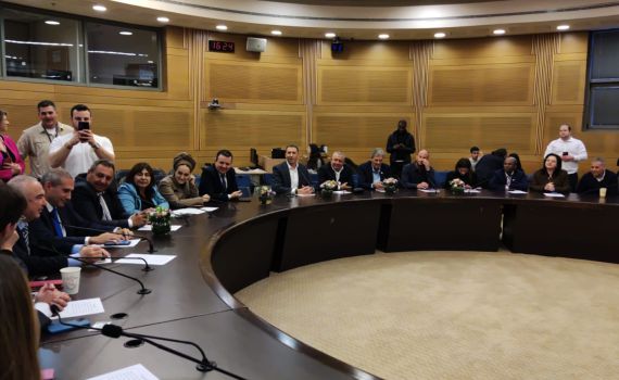 ח"כים במפגש מיוחד לרפואתו של קצין הצנחנים