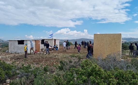 שוב: ממשלת הימין מפנה מאחז ביו"ש