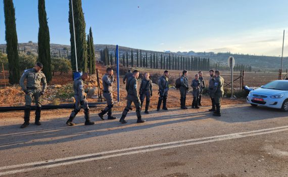 כוחות מפנים כרם בשילה, עשרות עצורים במקום