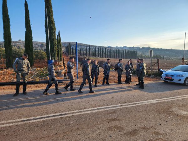 כוחות מפנים כרם בשילה, עשרות עצורים במקום