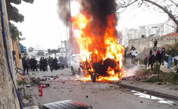 חשד לחיסול בלוד: רכב התפוצץ; הנהג נהרג במקום