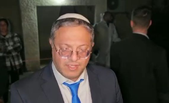 השר בן גביר בזירת הרצח באשדוד: "הלב נחמץ"