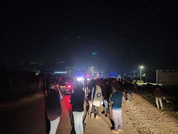 3 פצועים בהפגנה בחווארה; יהודים הציתו רכבים