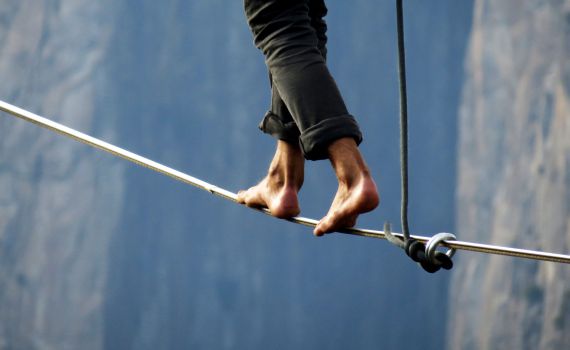 הסיפורים של ר' נחמן שמנותחים באיזמל חד