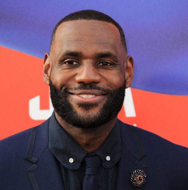 ארה"ב מתמוגגת: "המלך" מתקרב לשיא חדש בקריירה