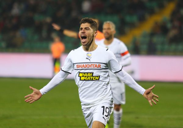 האנגלים מתלהבים: הישראלי שמככב בפריימרליג