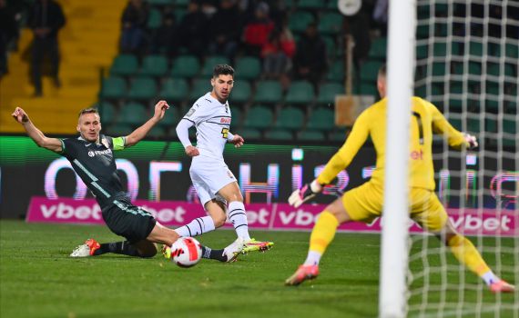 מנור סולומון ממשיך לכבוש בליגה הטובה בעולם