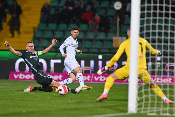 מנור סולומון ממשיך לכבוש בליגה הטובה בעולם