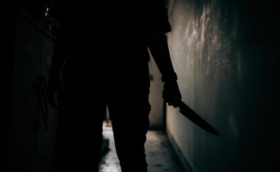 חולון: אדם העיר על עוצמת מוזיקה – ונדקר