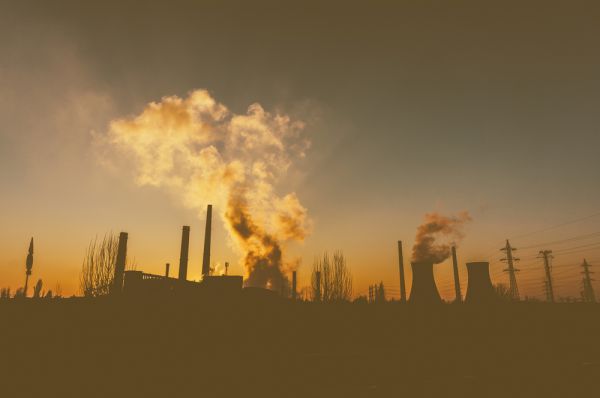 אסון בארה"ב: הרוג ו-13 פצועים בפיצוץ מפעל