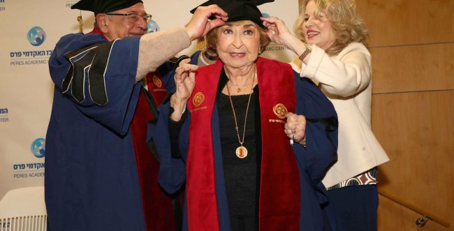 Not getting tired: Lea Koenig received an honorary degree