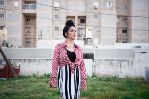 הזמרת והמגישה הסרוגה: זמר מוכר מאוד הטריד אותי מינית