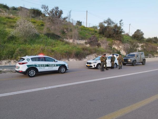 בזכות סימני ירי על השמשה: החשודים נעצרו לאחר מרדף