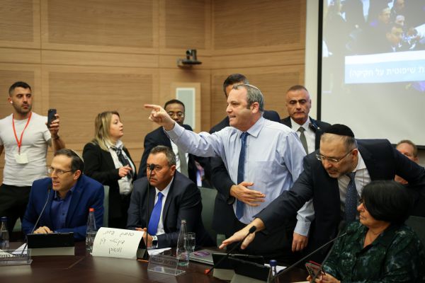 האופוזיציה לא הצביעה: הרפורמה המשפטית אושרה