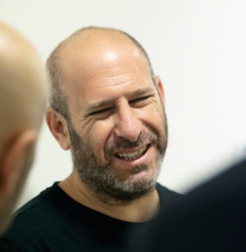 חנוך דאום נשבר: "ניסינו, לא הלך, לא צריך בכוח"