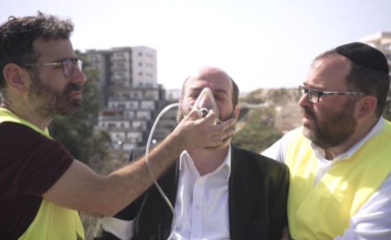 צפו: מדוע קובי אריאלי התעלף בכניסה לחריש?