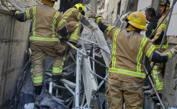 רמת גן: פיגומים קרסו באתר בנייה; שני פועלים נהרגו