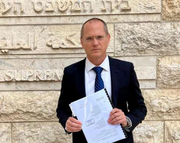 ישראל ביתנו עתרה לבג"צ: לפסול את חוק הנבצרות