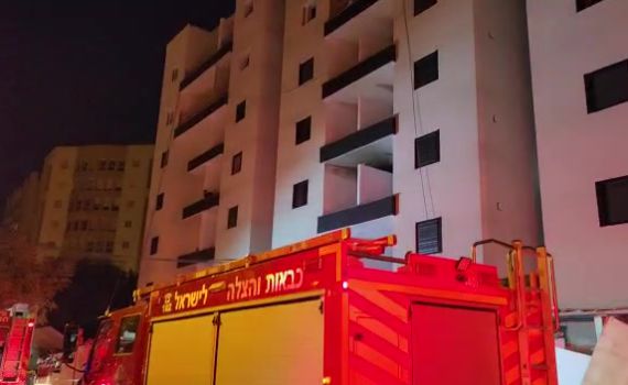 במהלך הלילה: בת 9 פונתה לביה"ח בעקבות שריפה