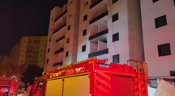 במהלך הלילה: בת 9 פונתה לביה"ח בעקבות שריפה