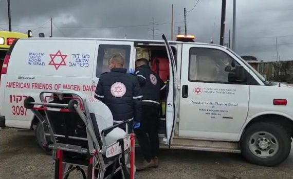 חווארה: הפצוע ירה לעבר המחבל וחבש את עצמו