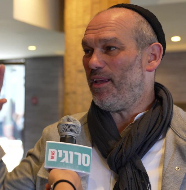 יונתן רזאל על היצירה כאדם דתי: "יש לי זווית אחרת"