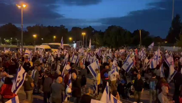 אנשי התקשורת מתמוגגים: "היום אני גאה להיות חרדי"