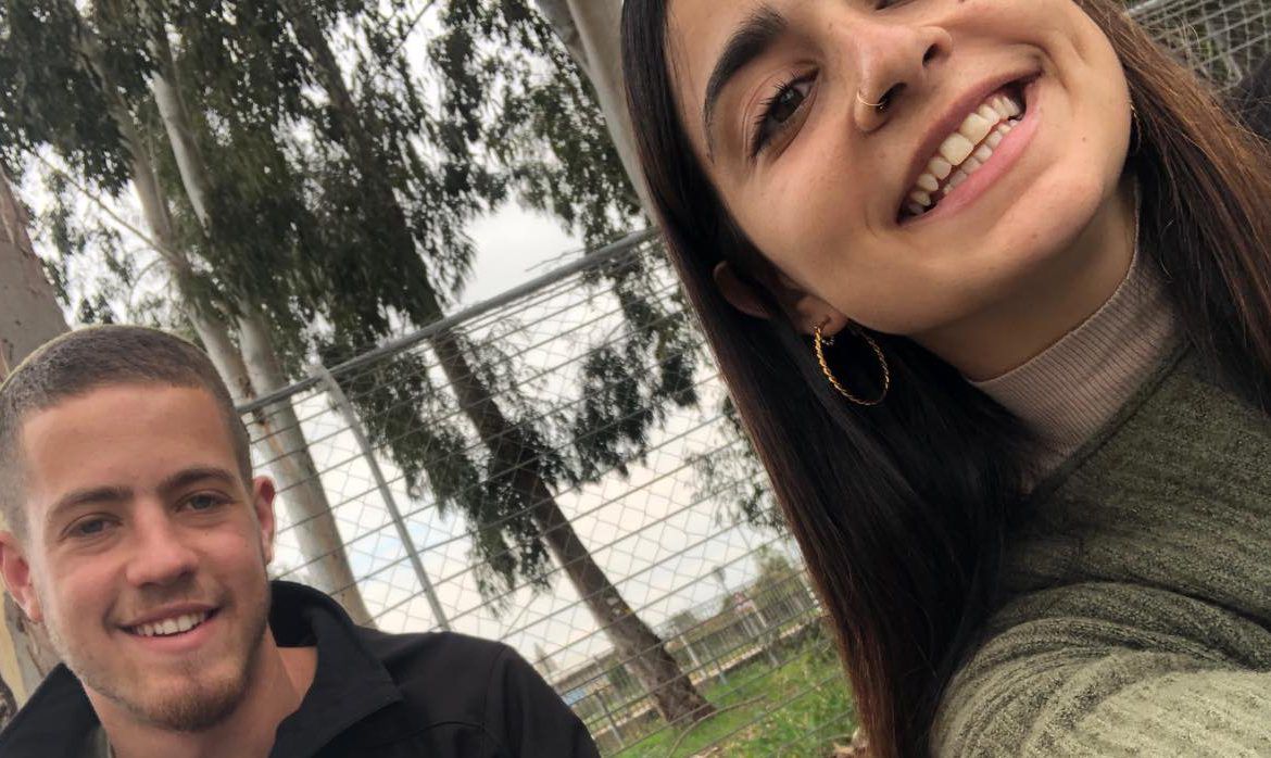 חברתו של יגל לסרוגים: "להאיר את האור בכל מקום"