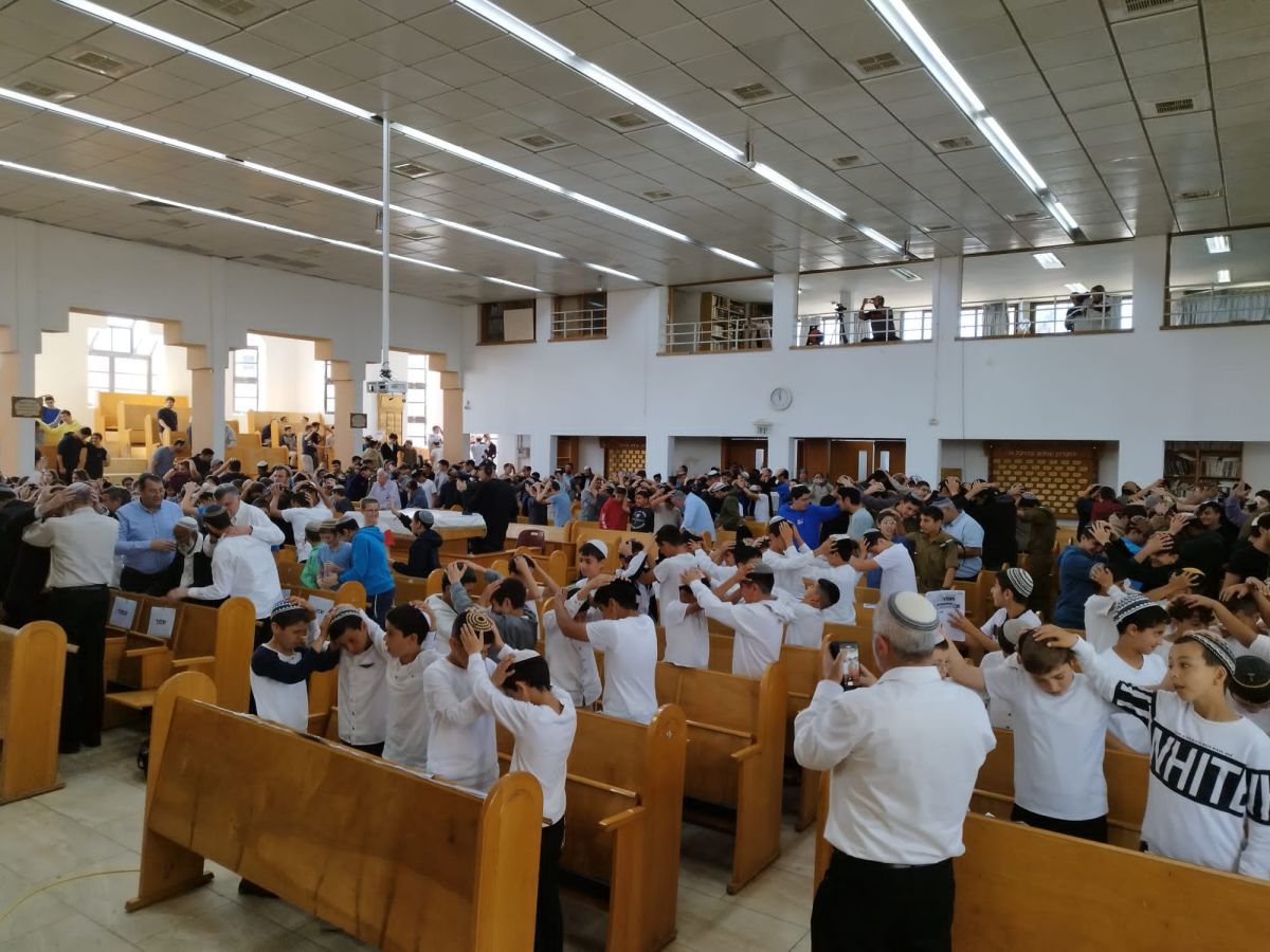 תיעוד: תפילת רבים של החמ"ד למען אחדות ישראל