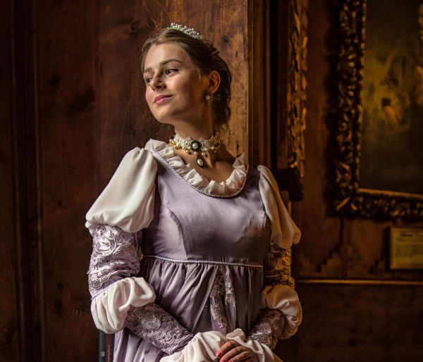 מגילת אסתר היא מגילת העצמאות של כל הנשים בעולם