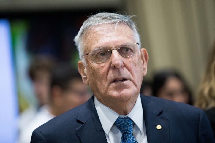 חתן פרס נובל: "אני פוחד פחד מוות מהחרדים"