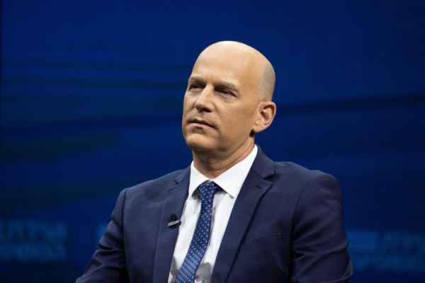 עובר או נשאר? גיא פלג פרסם את החלטתו