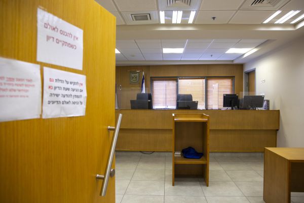 בניסן נגאלה: לאחר כשנתיים העגונה קיבלה גט מבעלה