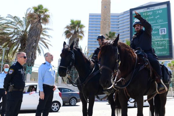 עמי אשד התעלם מהמפכ"ל והגיע לטקס עם נתניהו