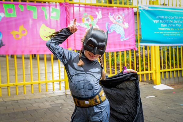 צפו: מצעד התחפושות החרושות של פורים תשפ"ג
