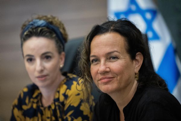 צופית גרנט גאה: "זה אדיר"