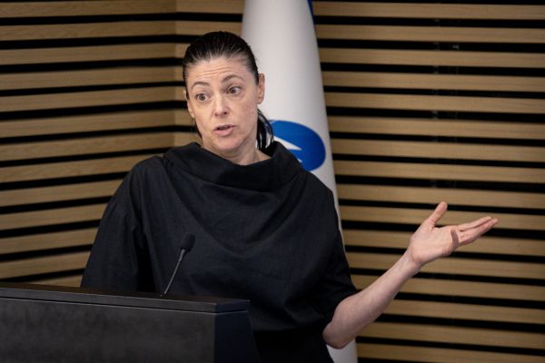 מרב מיכאלי נמחקת; גנץ לא עוצר: סקר מנדטים חדש