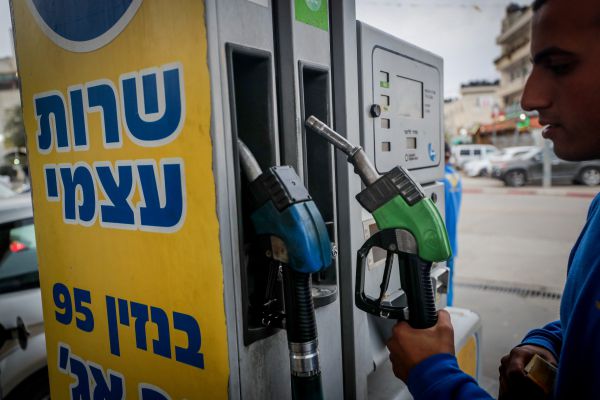 למרות ההבטחות להוזלה: מחיר הדלק יישאר אותו דבר